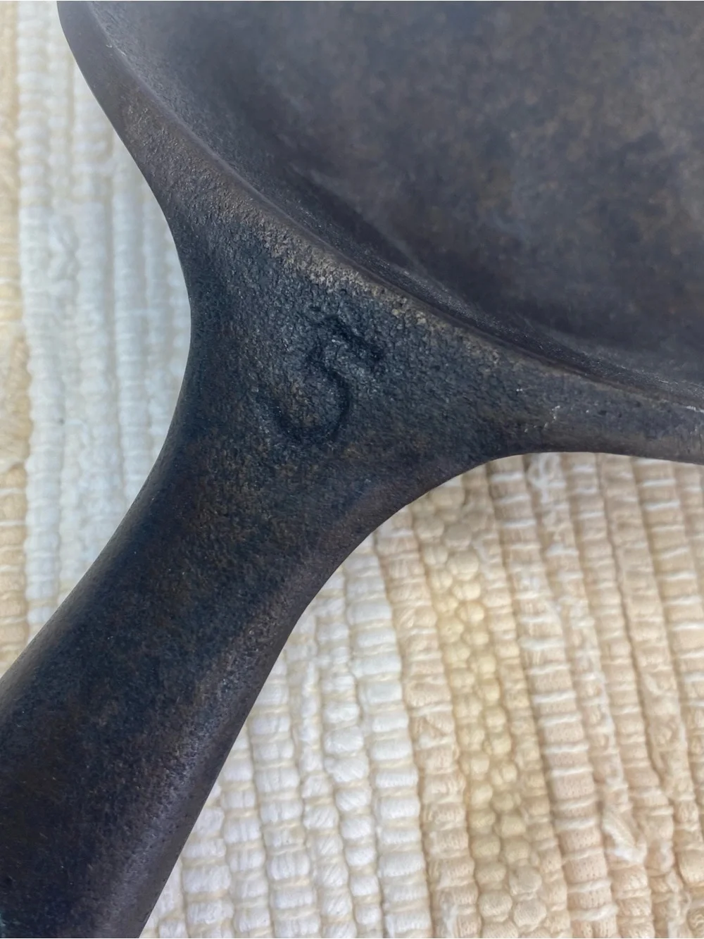 Unbranded vtg cast